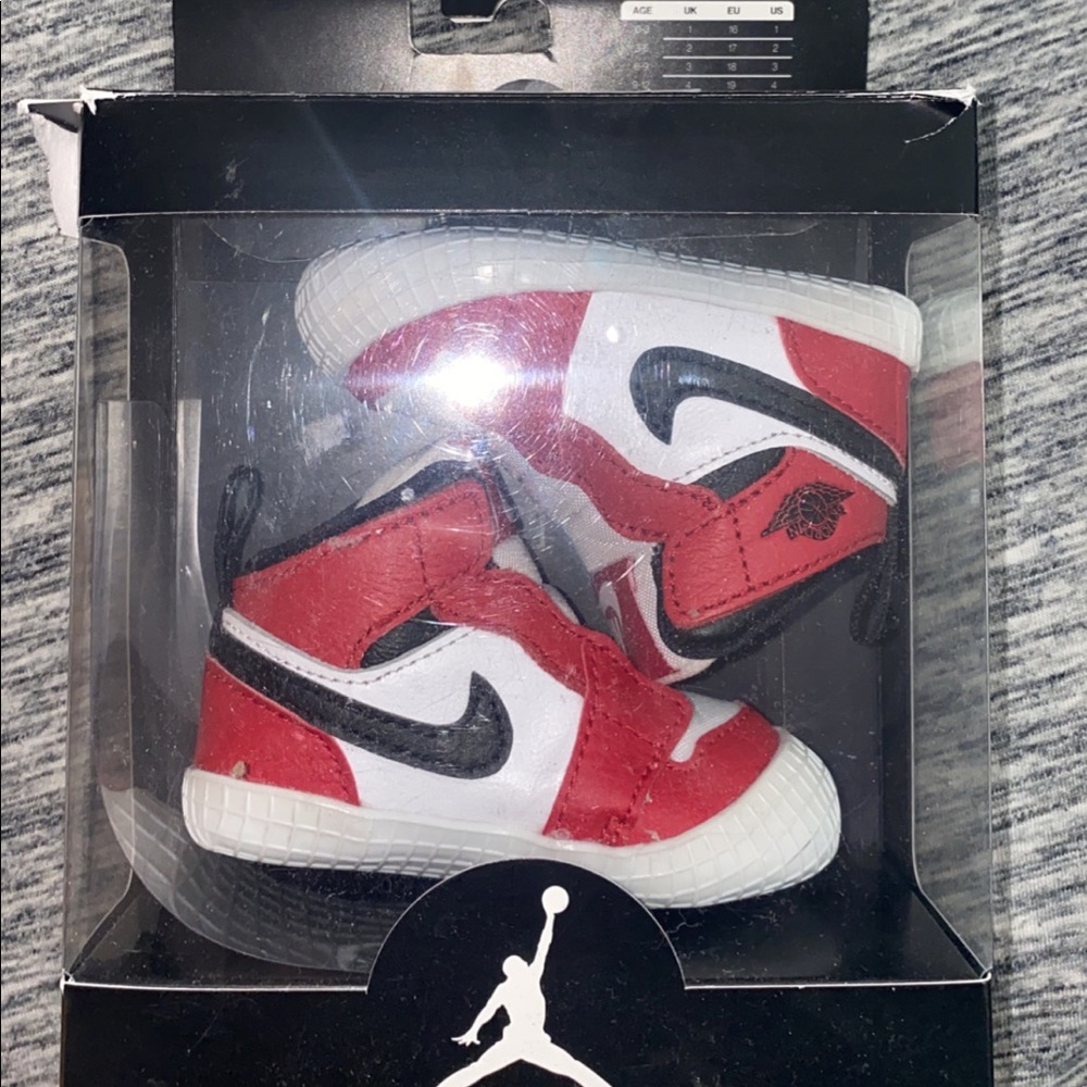Jordan 1 Crib Bootie. Baby Jordan’s. 2c.
